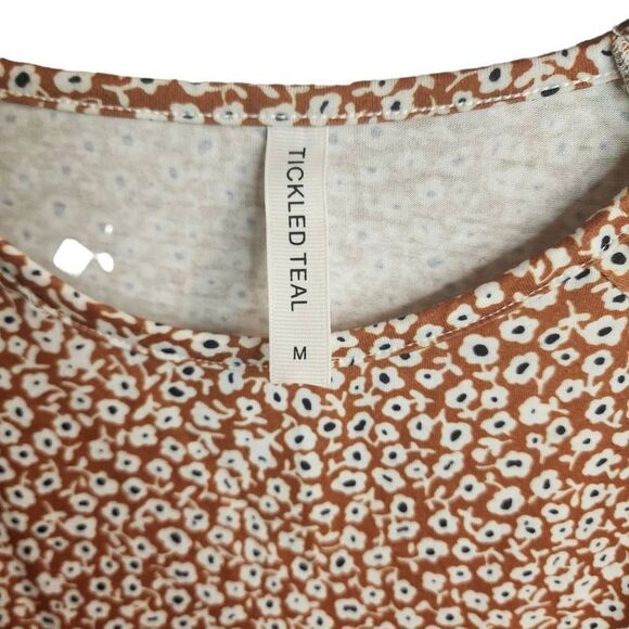 Tickled Teal Boho Poppy Print Fall Floral Short Sleeve Top Size Medium - Picture 2 of 9